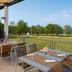 酒店 Park Umag 4*