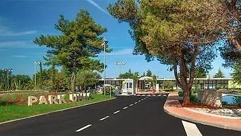 Campsite Park Umag 4*