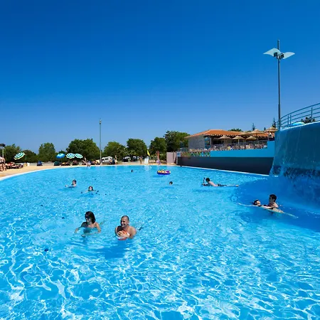 מלון Park Umag 4*