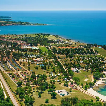 Park Umag מלון