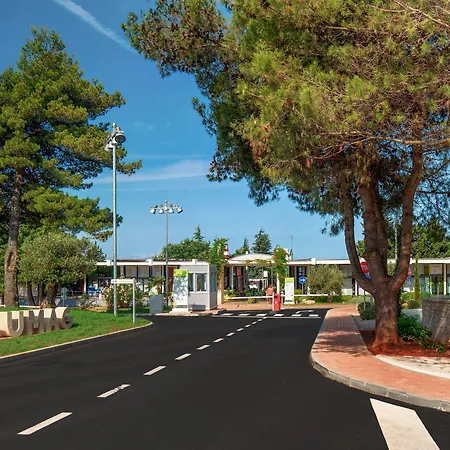 מלון Park Umag 4*