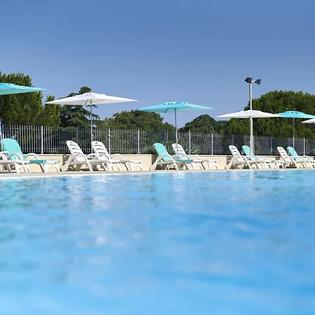 מלון Park Umag 4*