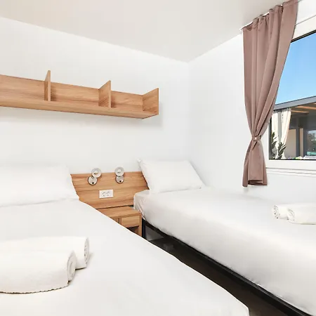Park Umag מלון 4*